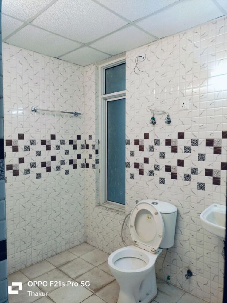 Bathroom, jm-florance 3 Bedroom 1650 Sq.Ft. Apartment In Tech Zone 4 Greater Noida Greater Noida 10194170