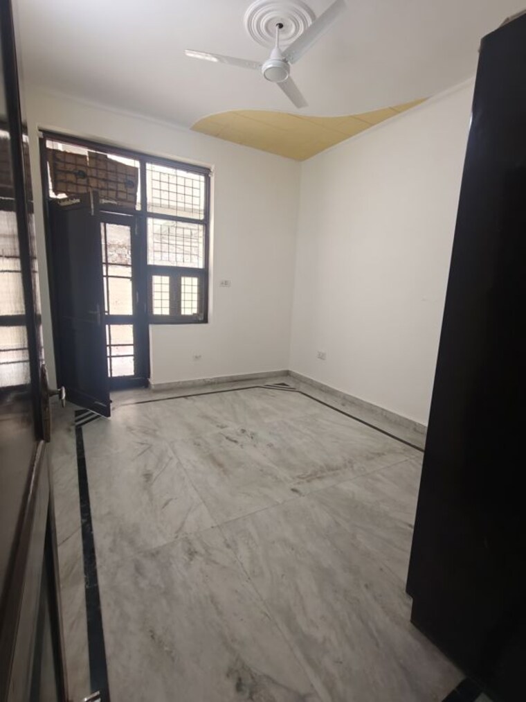 Room, sector 47 2 Bedroom 1600 Sq.Ft. Builder Floor In Sector 47 Gurgaon 10194183