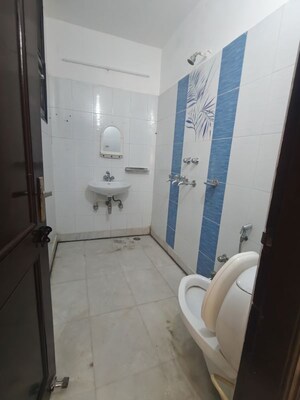 Bathroom in 2 BHK Builder Floor at Sector 47 – for Rent