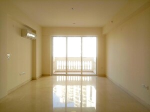 Room in 3.5 BHK Apartment at Bestech Park View Ananda, Sector 81 – for Sale