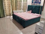 3 BHK + Servant Room 1600 Sq.Ft. Builder Floor in Sunshine Enclave