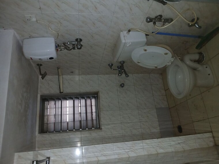 Bathroom, andheri west Pg For Boys In Andheri West 10194222
