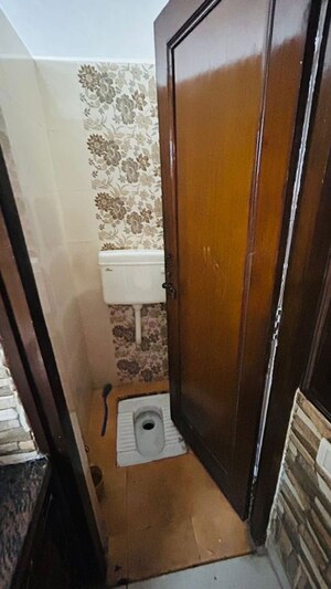 Building Lobby in 2 BHK Builder Floor at Lajpat Nagar I – for Rent