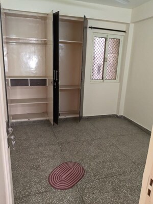 Room in 1 BHK Builder Floor at Vasant Vihar – for Rent