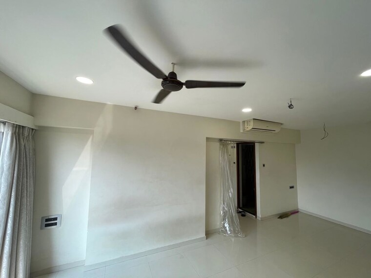 Room, kurla east 1 Bedroom 450 Sq.Ft. Apartment In Kurla East Mumbai 10194230