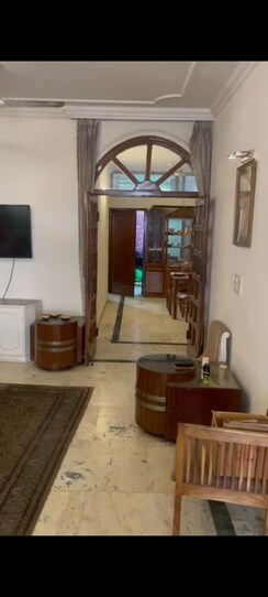3 BHK + Pooja Room,Extra Room Builder Floor For Rent in Safdarjung Enclave