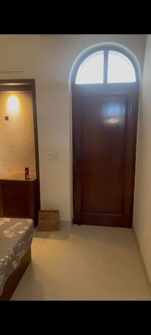Bedroom in 3 BHK Builder Floor at Safdarjung Enclave – for Rent