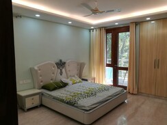 4 BHK + Pooja Room,Servant Room,Study Room,Extra Room Builder Floor For Rent in Kailash Colony