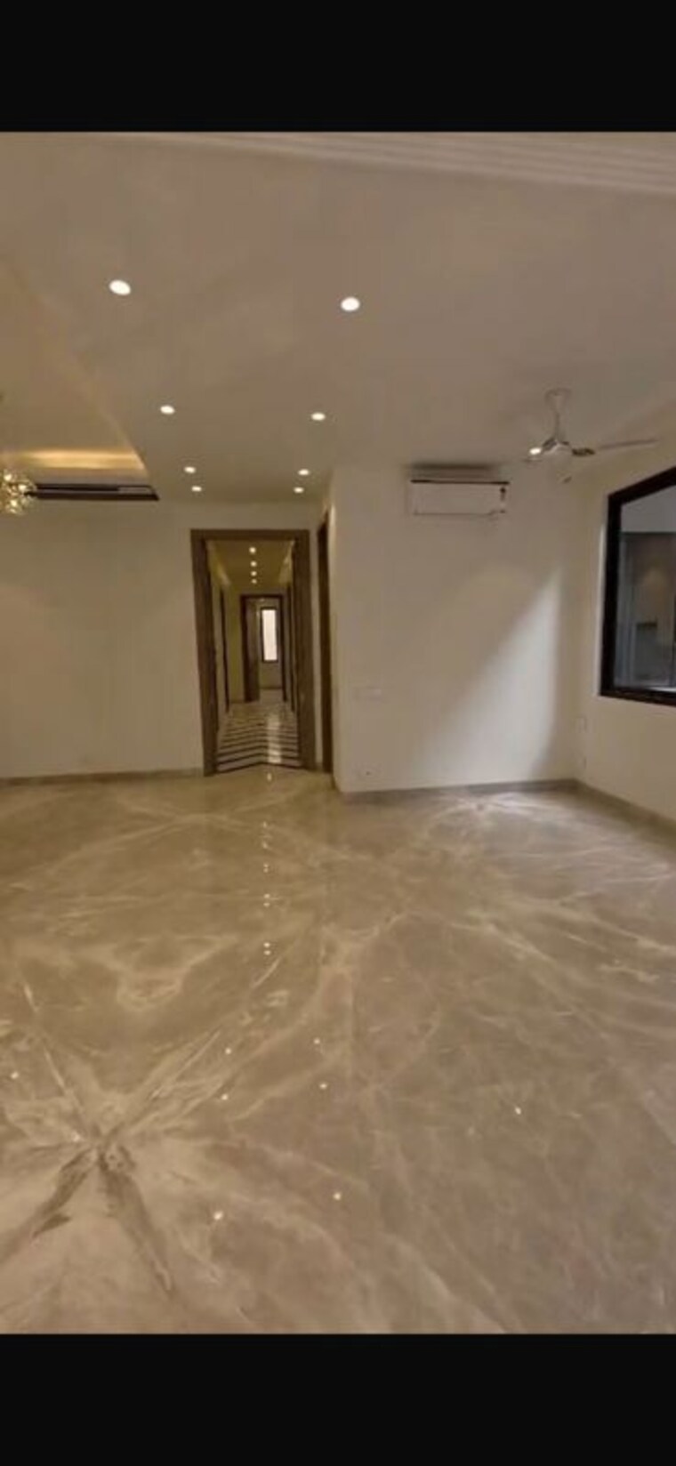 Room, anand niketan 4 Bedroom 380 Sq.Yd. Builder Floor In Anand Niketan Delhi 9989199