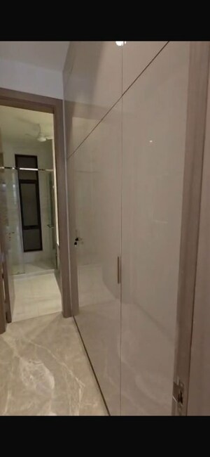 Building Lobby in 4 BHK Builder Floor at Anand Niketan – for Rent