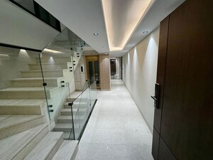 4 BHK Builder Floor For Rent in Gulmohar Park