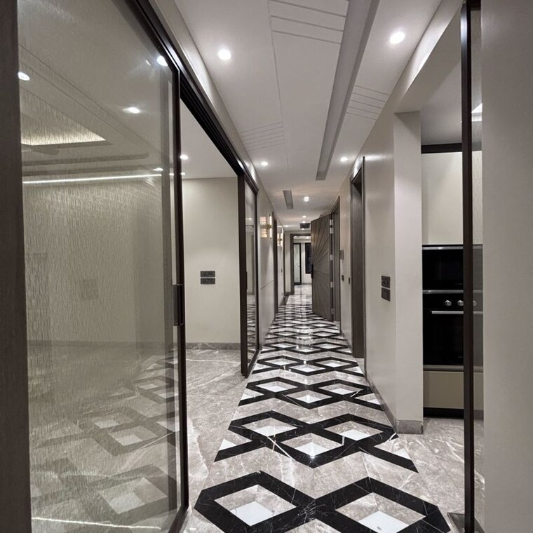 undefined, gulmohar park 4 Bedroom 300 Sq.Yd. Builder Floor In Gulmohar Park Delhi 9810632