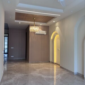 Building Lobby in 3 BHK Builder Floor at Hauz Khas – for Sale