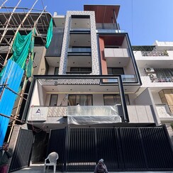 3 BHK + Servant Room Builder Floor For Sale in Hauz Khas