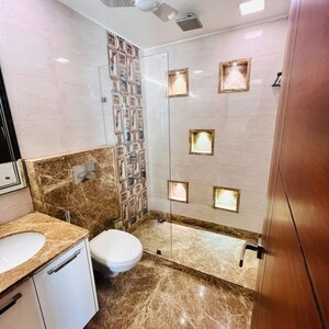 Furnished Amenities in 3 BHK Builder Floor at Safdarjung Development Area – for Rent