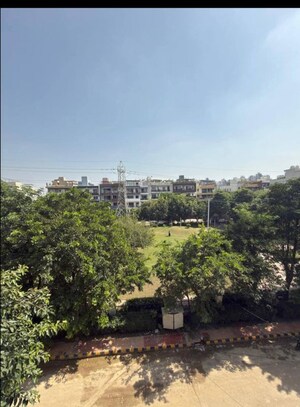  4 BHK Builder Floor at Ansal API Versalia, Sector 67a – for Sale