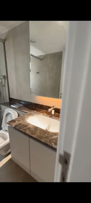 Furnished Amenities in 5 BHK Apartment at DLF One Midtown, Moti Nagar – for Rent