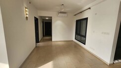3.5 BHK + Pooja Room,Servant Room Apartment For Rent in M3M Latitude