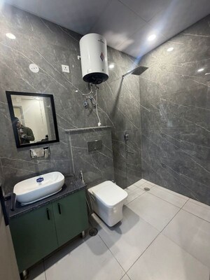 Bathroom in 1 BHK Builder Floor at Sector 52 – for Rent