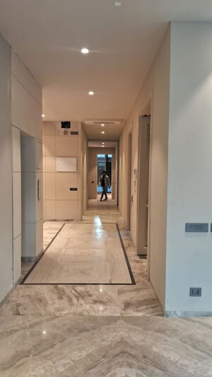 Building Lobby in 4 BHK Builder Floor at Hauz Khas Enclave – for Rent