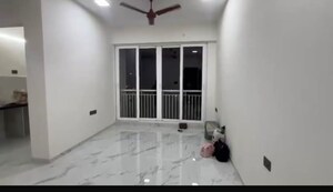 2 BHK Apartment For Rent in Ruparel Sky Green, Kandivali West