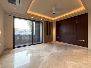 Room in 4 BHK Builder Floor at Greater Kailash I – for Rent