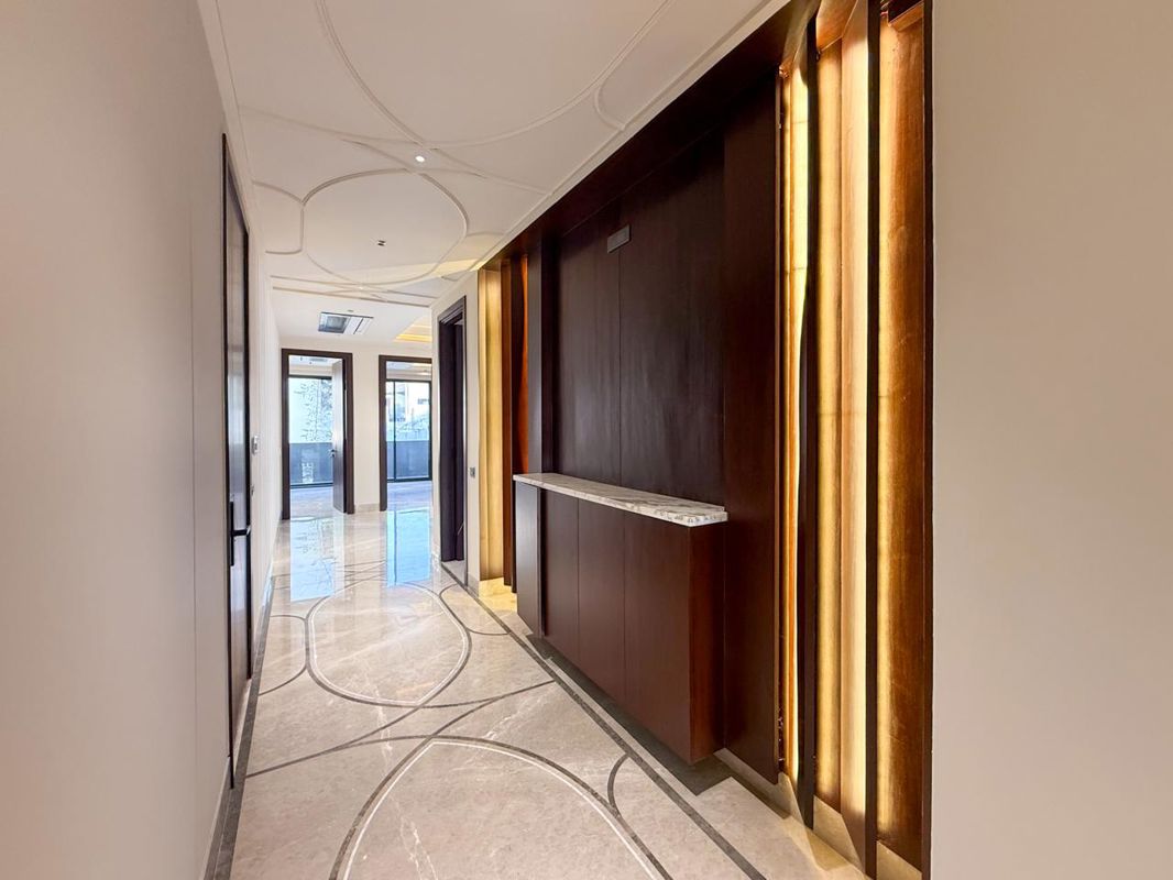 4 BHK + Pooja Room,Study Room,Extra Room Builder Floor For Rent in Greater Kailash I