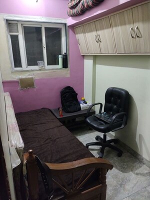 Master Bedroom in 2 BHK Apartment at Kothrud – for Rent