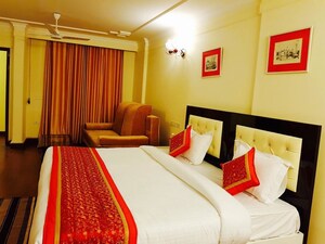 Bedroom in 5 BHK Builder Floor at Greater Kailash ii – for Rent