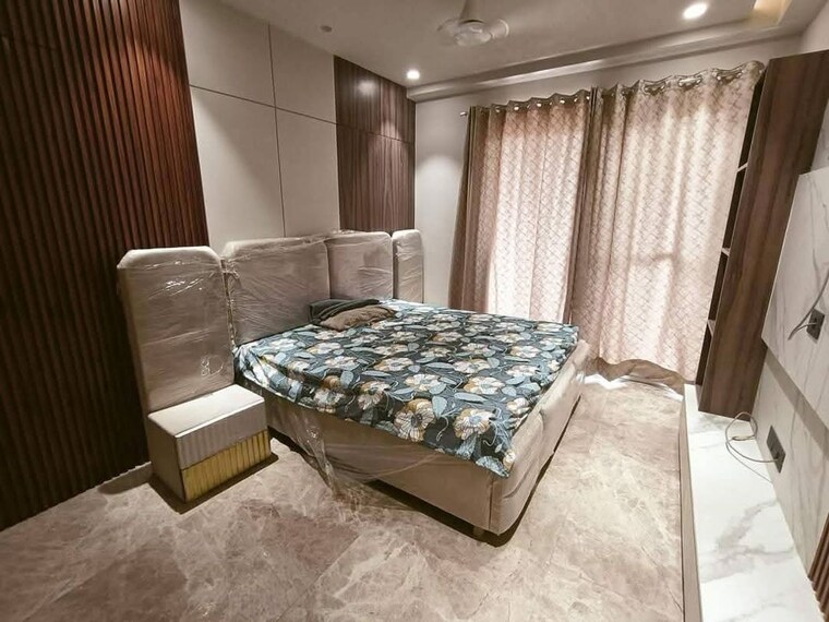 Bedroom, dlf-cyber-city 1.5 Bedroom 886 Sq.Ft. Apartment In Sector 24 Gurgaon 10194341