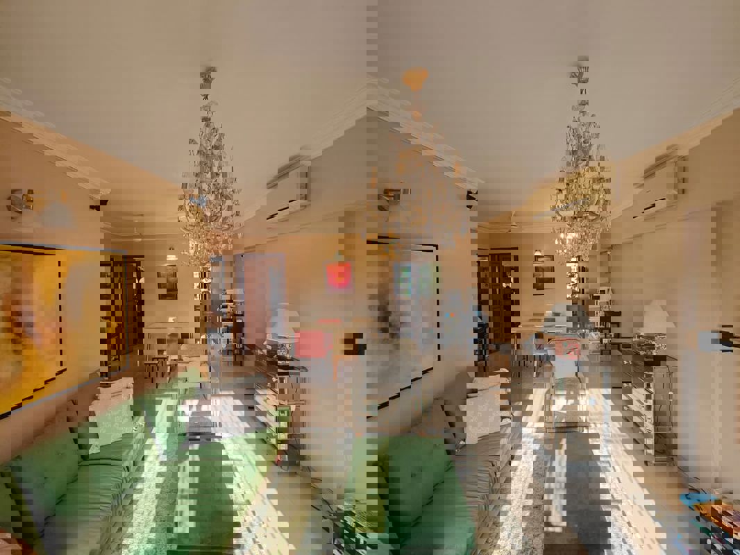 2 BHK 800 Sq.Ft. Apartment in Gardenia Apartment Khar West