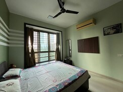 2.5 BHK Apartment For Rent in Oberoi Realty Woods