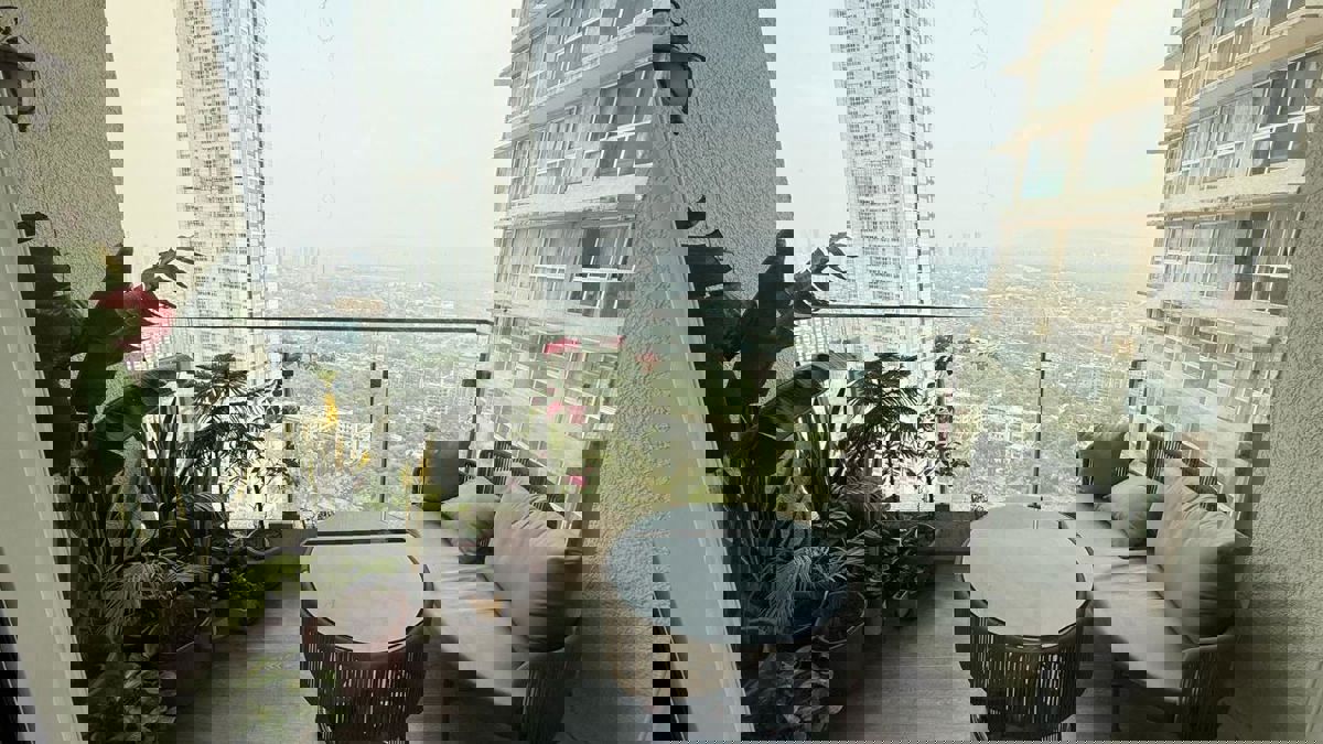 3 BHK 1041 Sq.Ft. Apartment in LnT Realty Crescent Bay