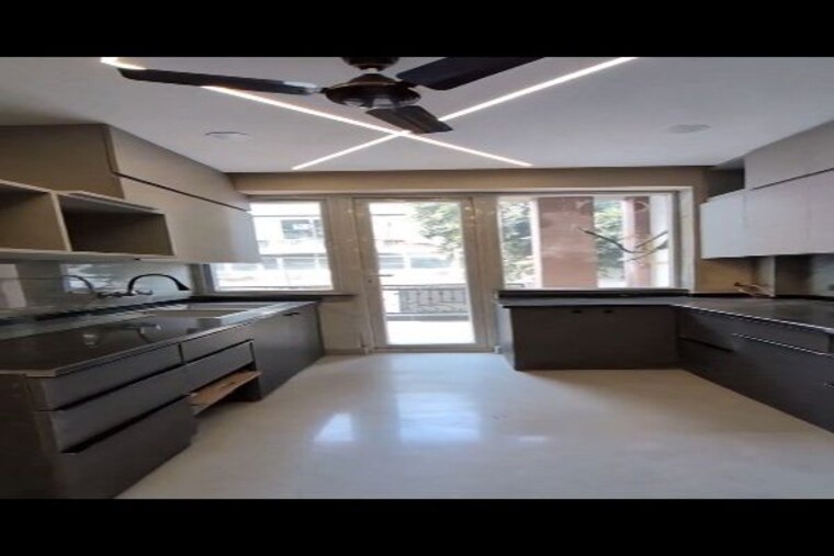 Kitchen, hauz khas 4 Bedroom 300 Sq.Yd. Builder Floor In Hauz Khas Delhi 10194370