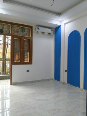 Building Lobby in 3 BHK Builder Floor at Sector 73 – for Sale