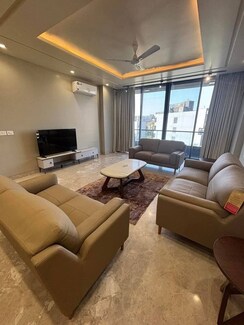 2.5 BHK + Pooja Room Apartment For Rent in DLF Cyber SEZ