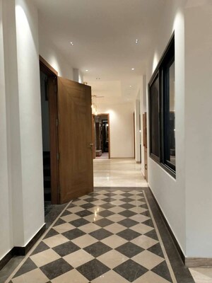 Building Lobby in 3 BHK Apartment at DLF Cyber SEZ, Sector 24 – for Rent