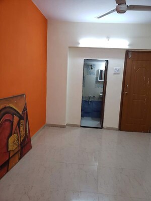 Room in 2 BHK Apartment at HDIL Dheeraj Diamond, Malad West – for Rent
