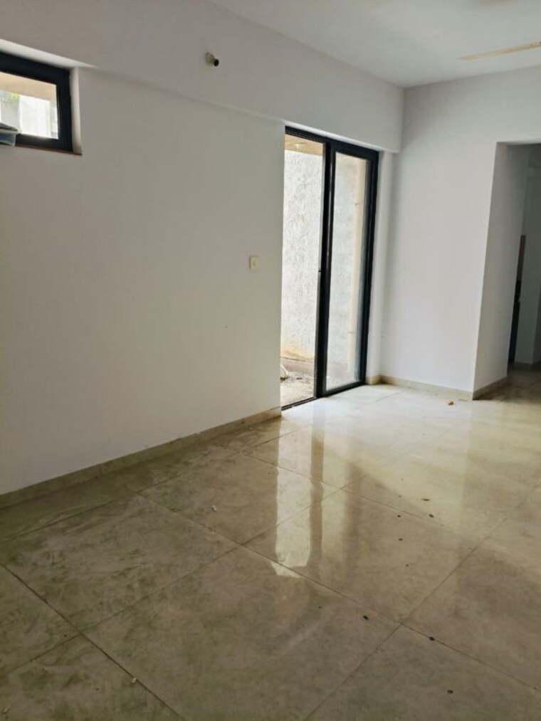 Room, lodha-palava-city-lakeshore-greens 1 Bedroom 510 Sq.Ft. Apartment In Dombivli East Thane 10194411