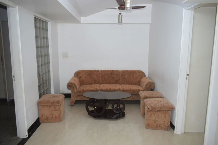 Living Room, shilp-tower 2 Bedroom 900 Sq.Ft. Apartment In Lower Parel Mumbai 10194432