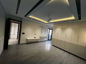 Kitchen in 3 BHK Builder Floor at Mansha Ellenia, Sector 85 – for Sale