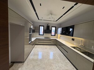 Room in 3 BHK Builder Floor at Mansha Ellenia, Sector 85 – for Sale