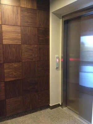 Room in 4 BHK Builder Floor at Safdarjung Development Area – for Rent