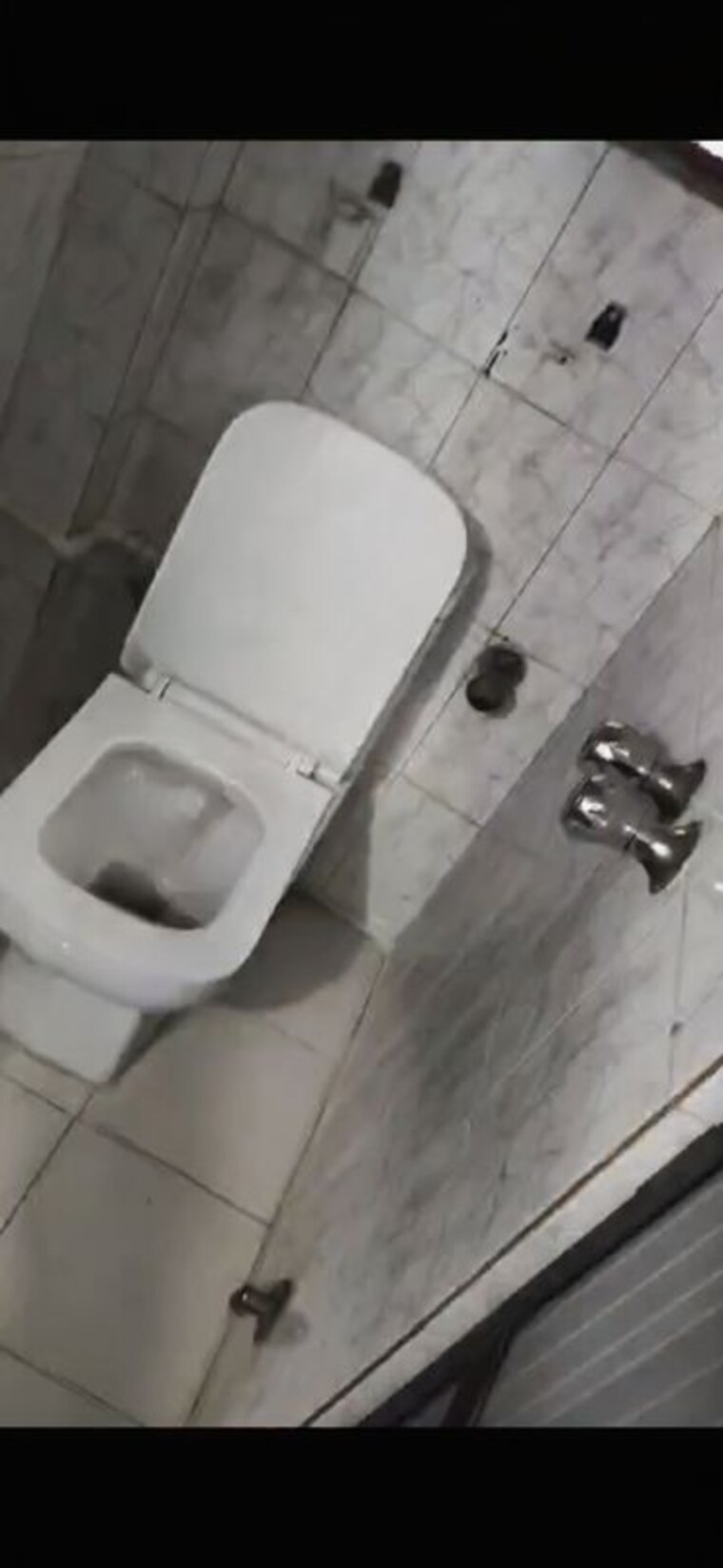 Bathroom, somwari bazaar 1 RK 230 Sq.Ft. Apartment In Somwari Bazaar Mumbai 10194465