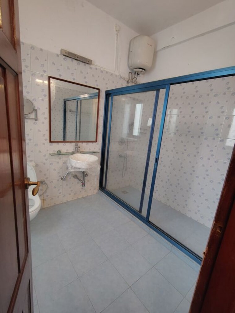 undefined, worli 3 Bedroom 1300 Sq.Ft. Apartment In Worli Mumbai 10056283