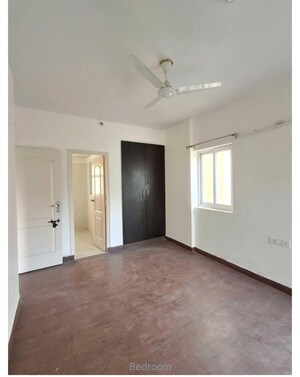 Room in 2 BHK Apartment at Breez Global Heights 89, Sector 89 – for Sale