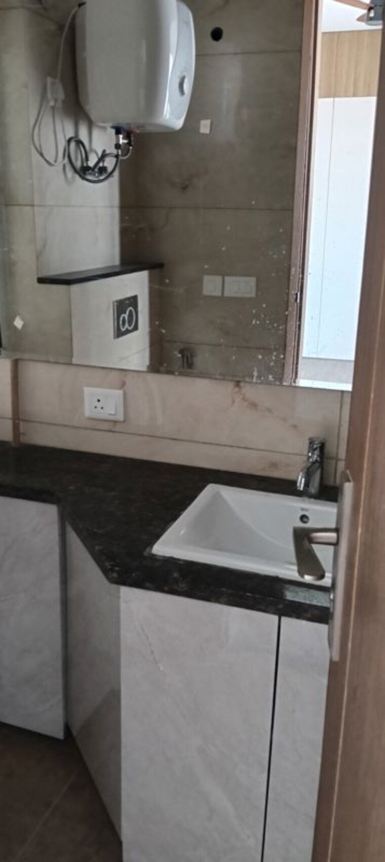 Kitchen, the-center-court 2.5 Bedroom 1965 Sq.Ft. Apartment In Sector 88a Gurgaon 10194523