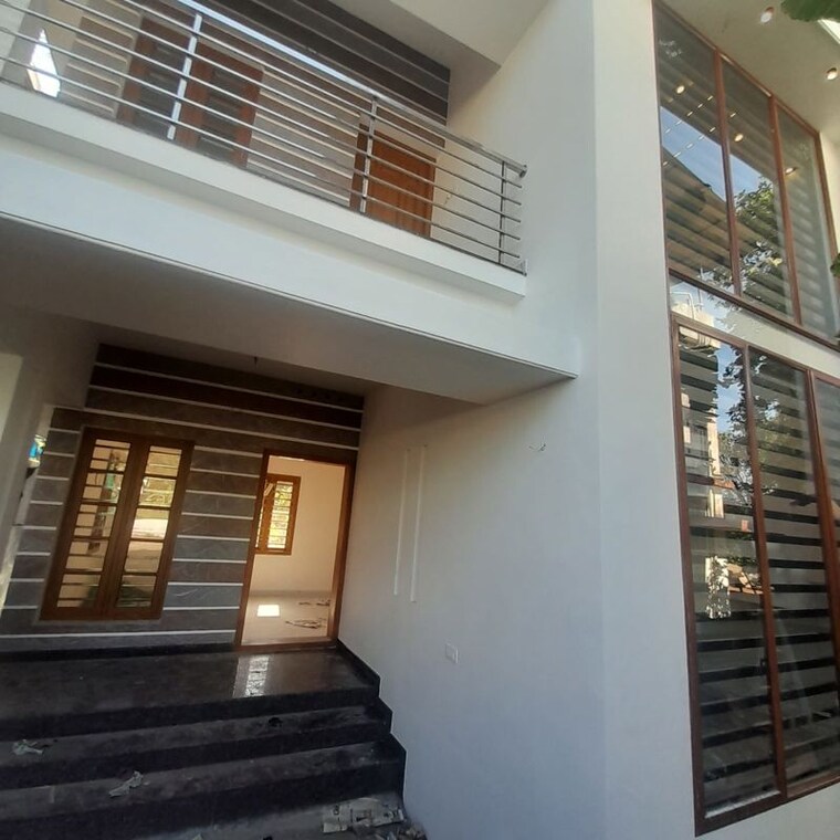 undefined, maradu 3 Bedroom 1600 Sq.Ft. Independent House In Maradu Kochi 10194526