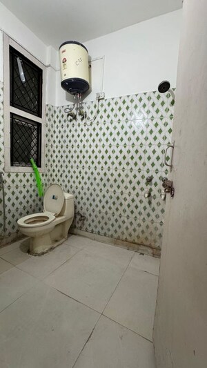 Bathroom in 1 BHK Apartment at Chattarpur – for Rent
