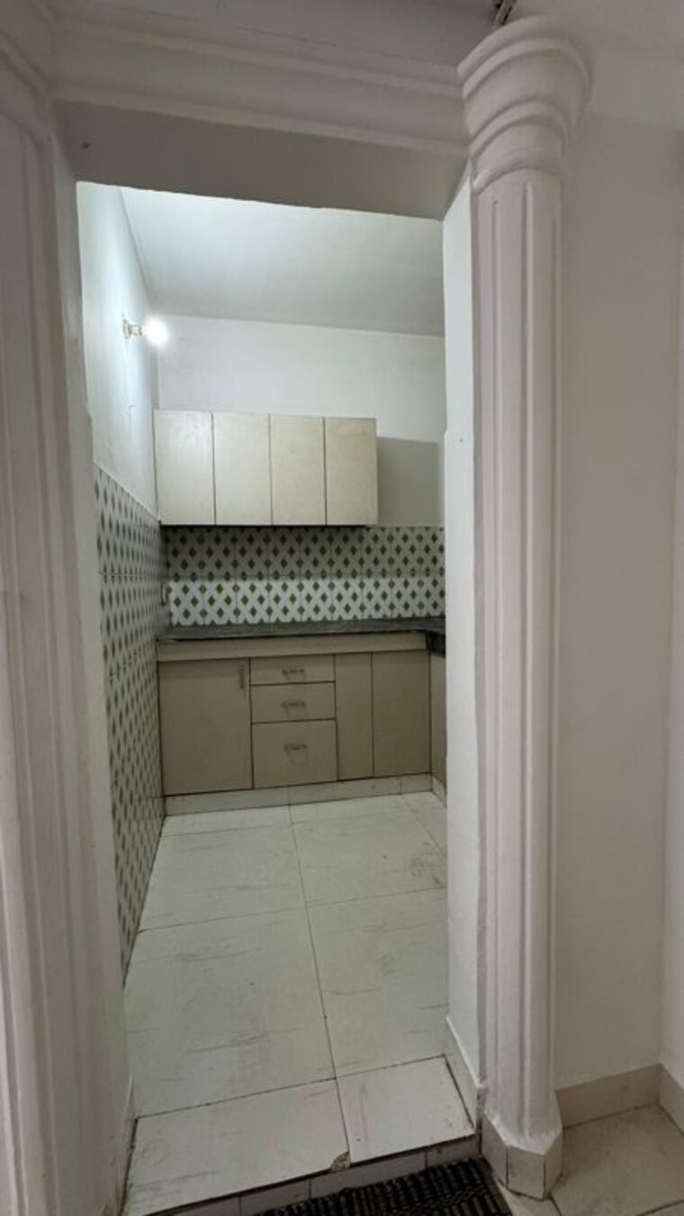 Bathroom, chattarpur 1 Bedroom 450 Sq.Ft. Apartment In Chattarpur Delhi 10194531